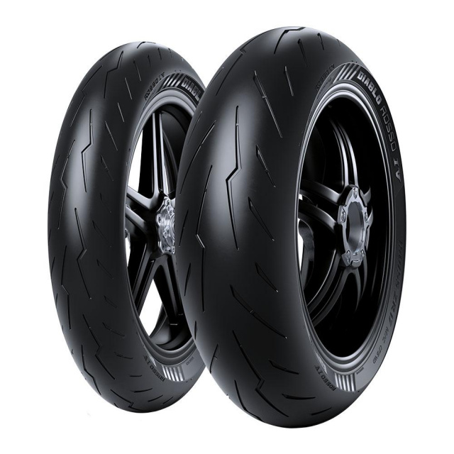 Pirelli Diablo Rosso IV 120/70-17 & 180/55-17